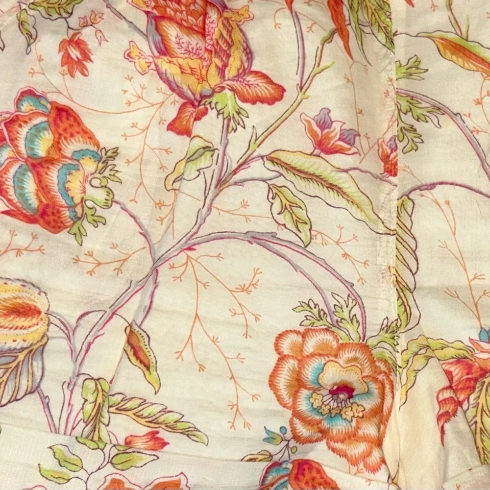 Summer Shorts Size 4 By TULLE Floral Print Colorful Front Pockets Very GUC